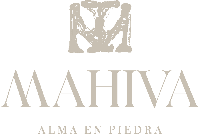 Mahiva Logo en off white
